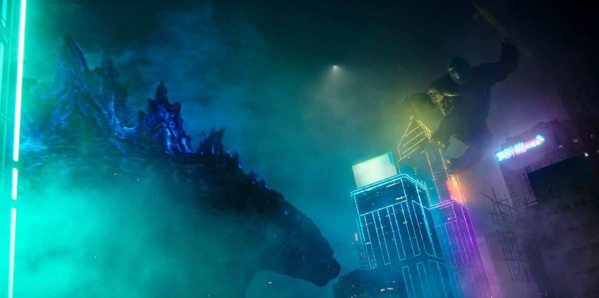 Godzilla vs Kong Kong on building