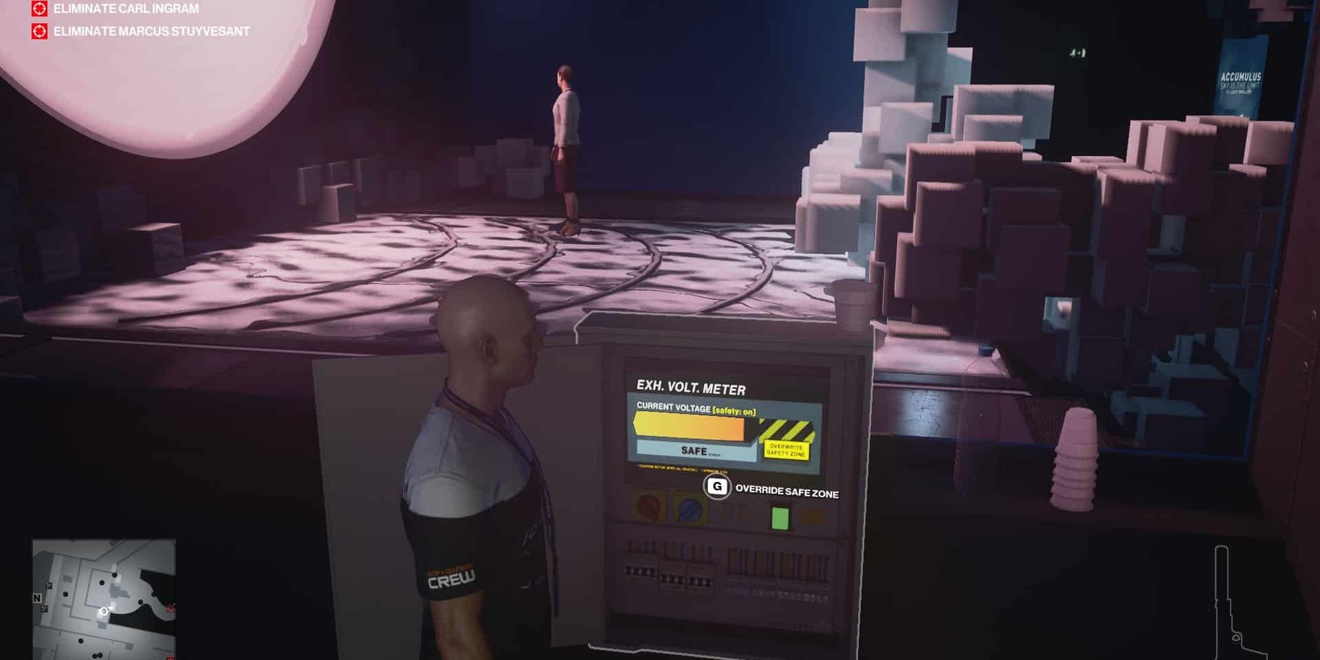 An image of Agent 47 standing near a panel by the art exhibit