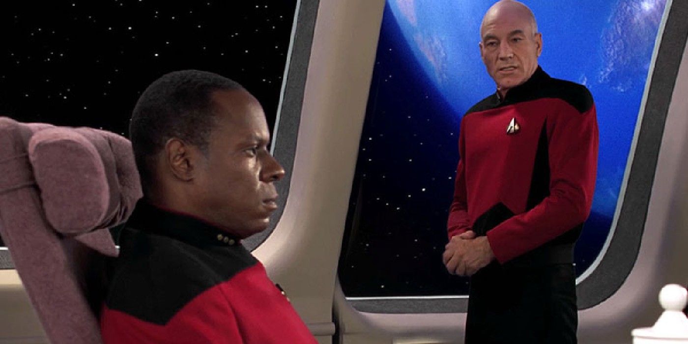 Jean Luc Picard And Benjamin Sisko On Star Trek Deep Space Nine