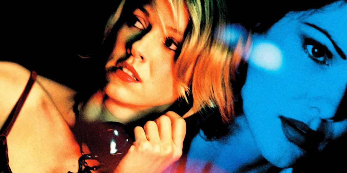 Naomi Watts on the phone in Mulholland Drive
