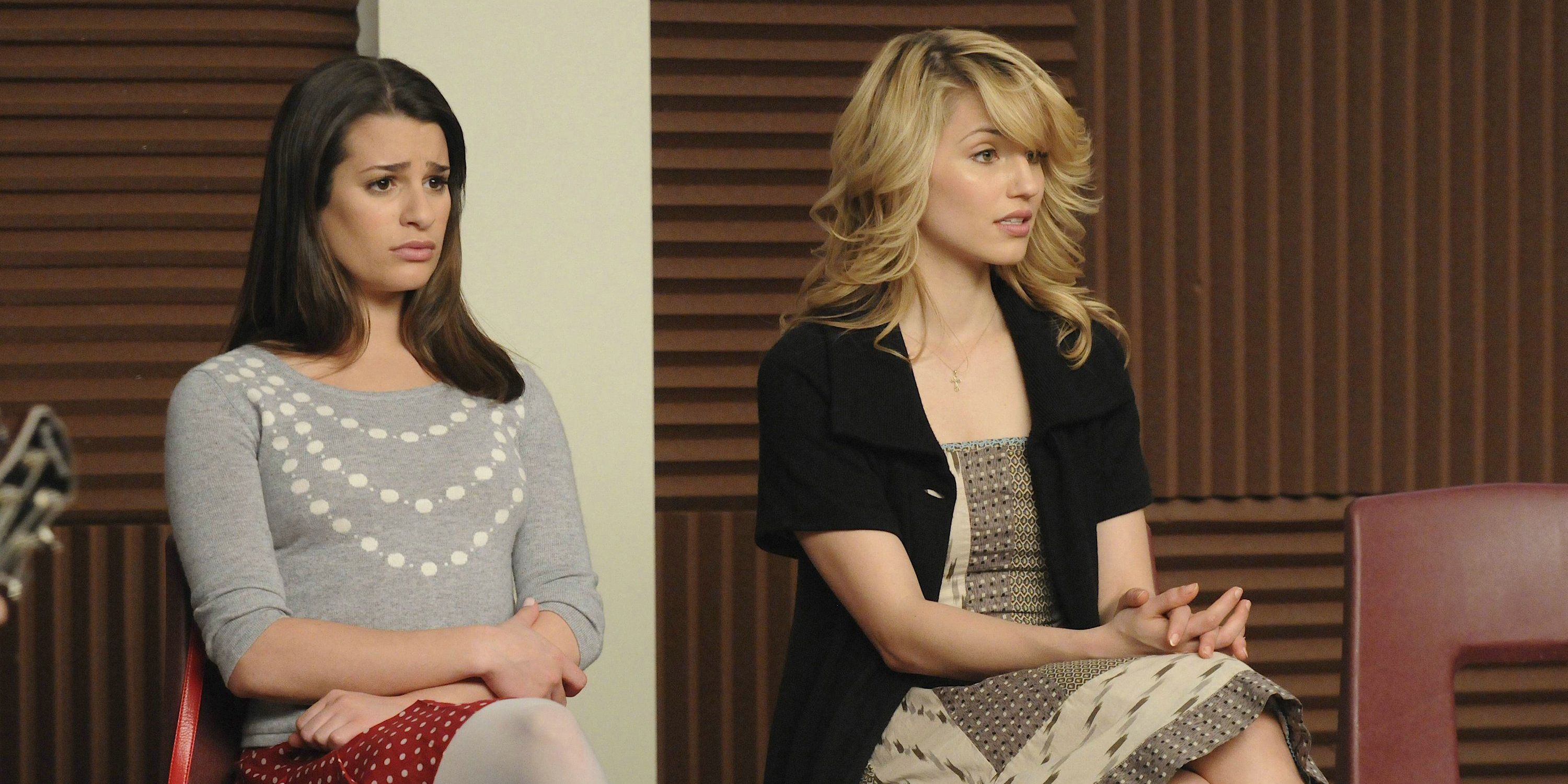 Quinn And Rachel sit beside each other