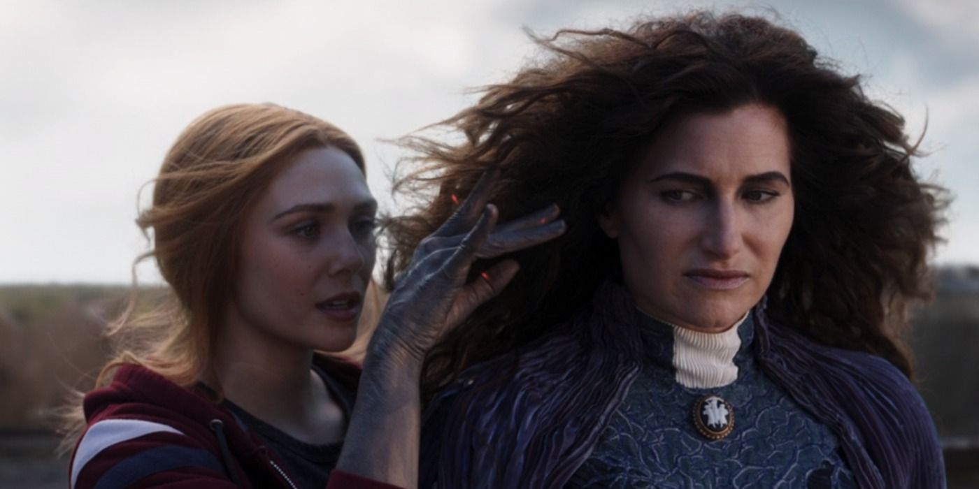 Scarlet Witch tries to put Agatha Harkness under a spell in WandaVision.