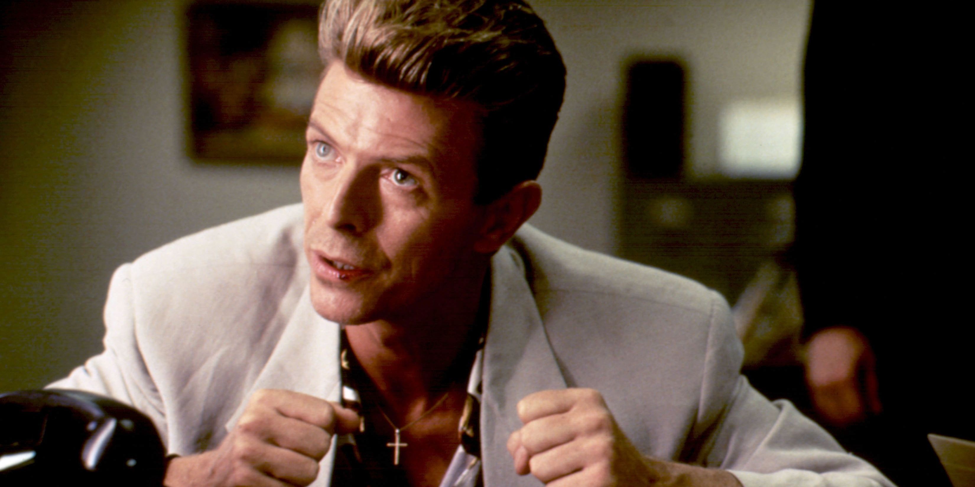 David Bowie arguing with someone in Twin Peaks