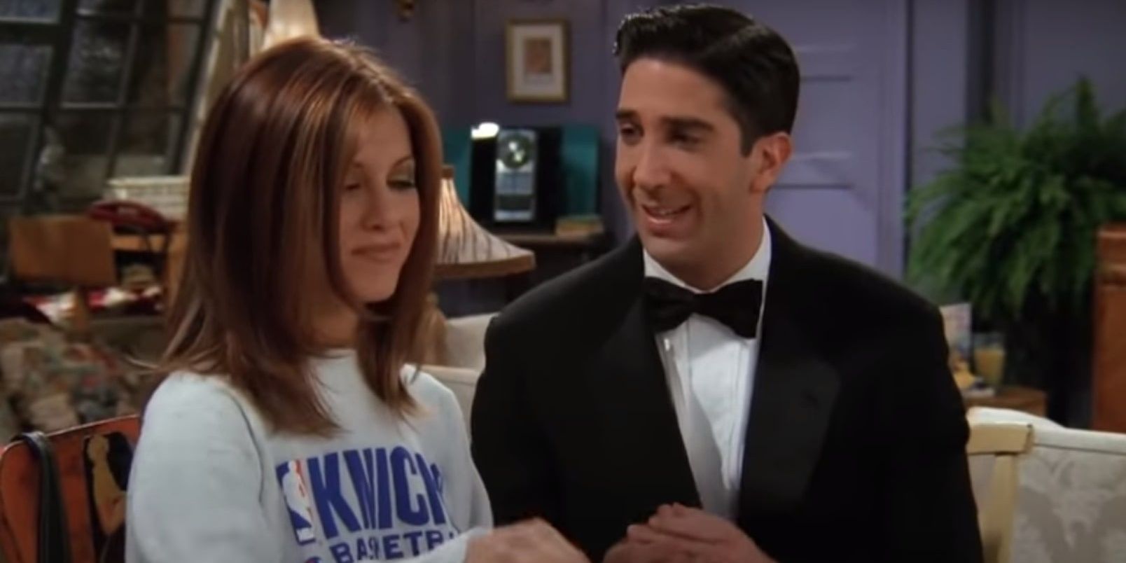 Jennifer Aniston Settles Friends Rachel Dress Debate After Viral 4K Streaming Update