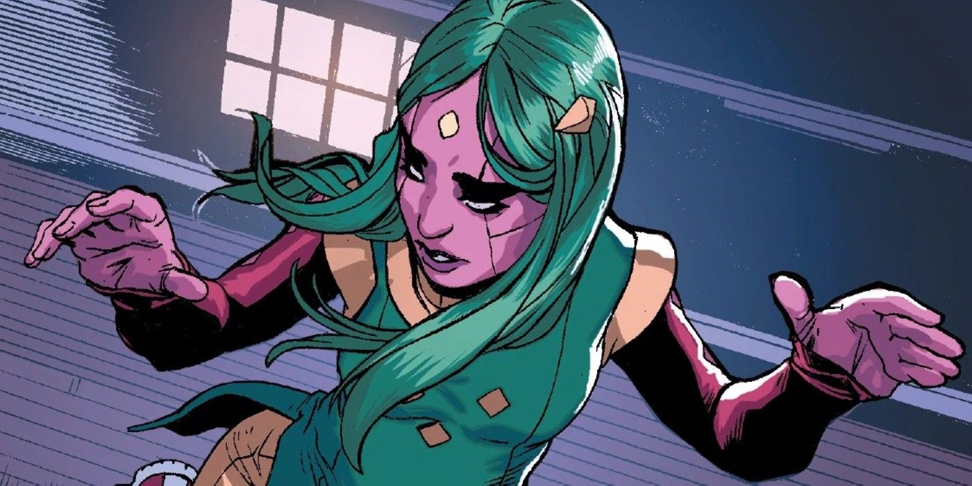 Viv-Vision running away in the pages of Marvel comics