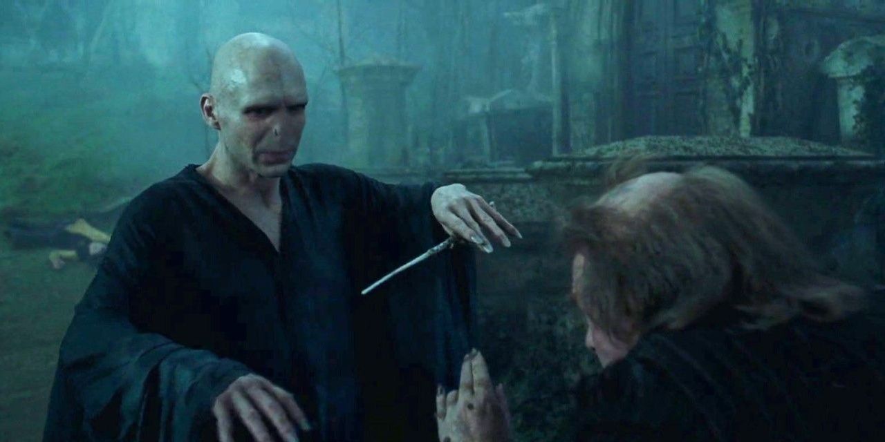 Lord Voldemort and Wormtail in Harry Potter