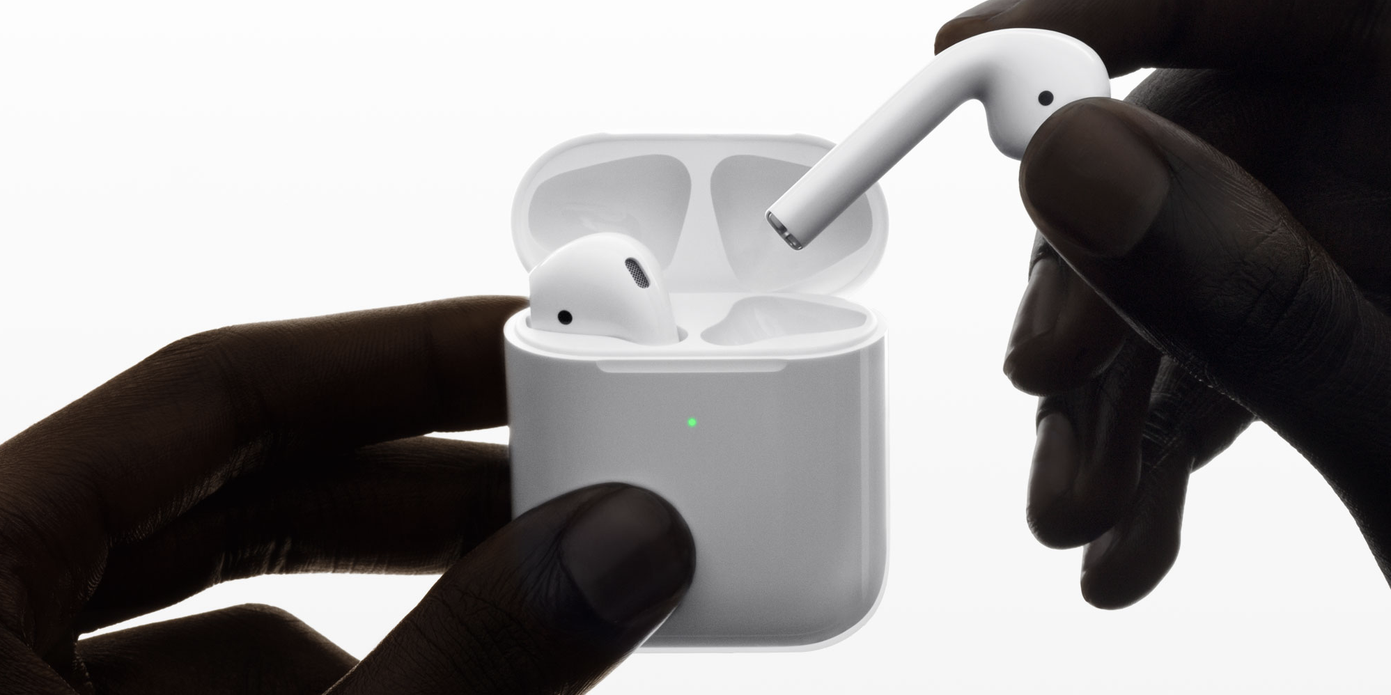 Second-generation AirPods and charging case