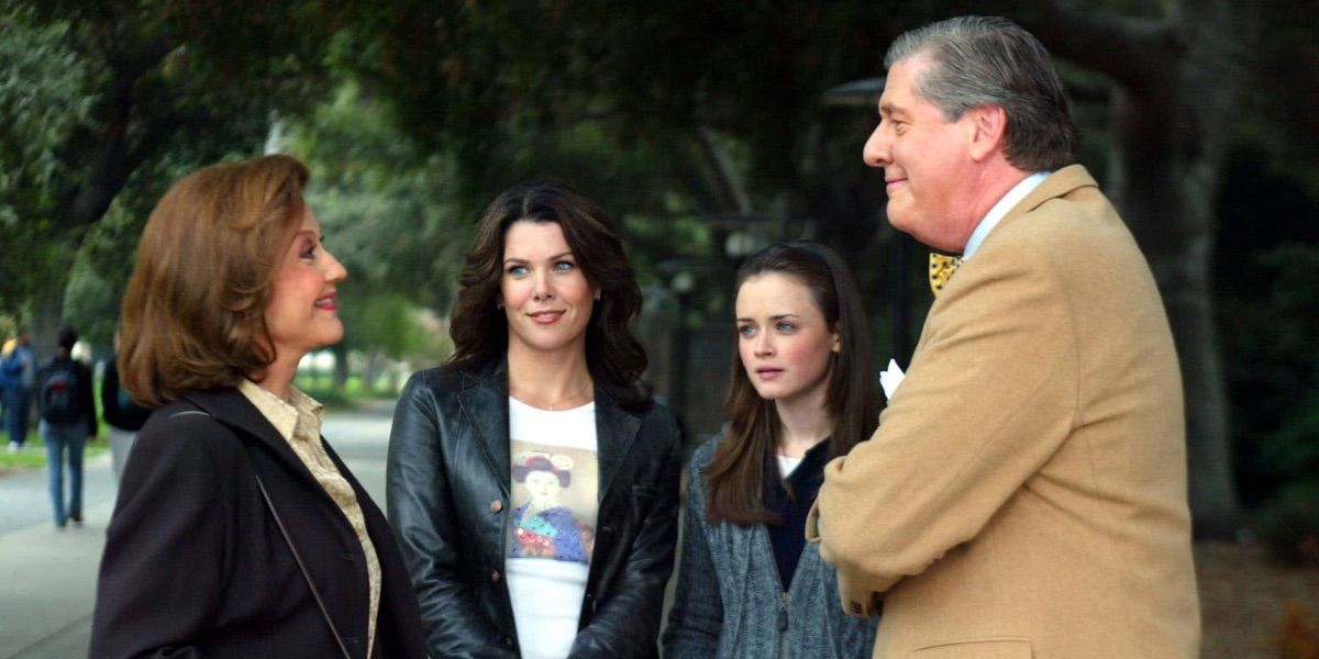 Emily, Lorelai, Rory, and Richard talking on Gilmore Girls