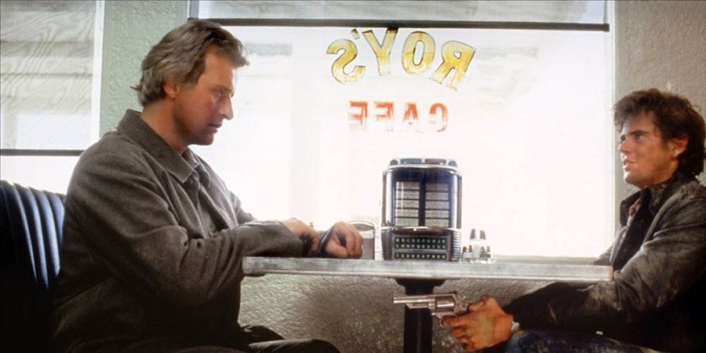 Jim and John showdown in diner in The Hitcher