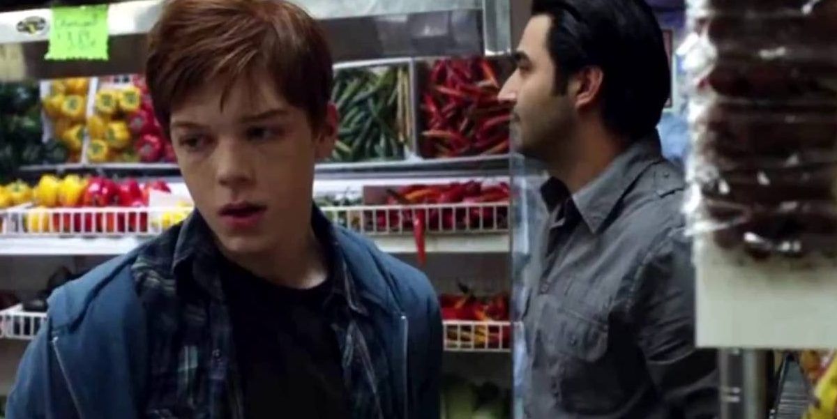 Ian and Kash at the store in Shameless