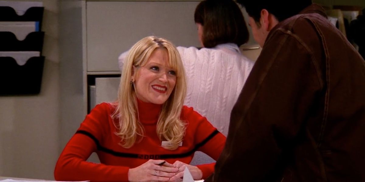 Joey flirts with nurse in season 6 of Friends 