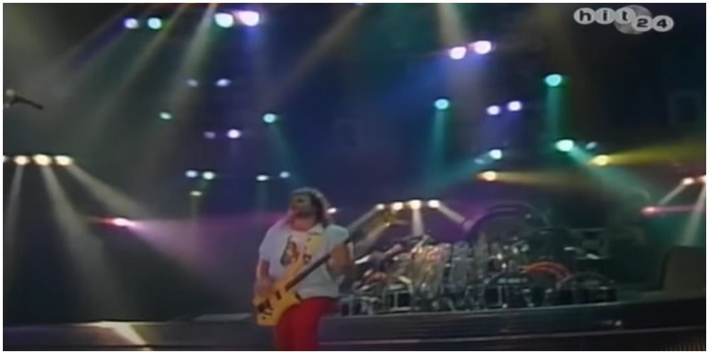Van Halen - Why Can't This Be Love video - still from live concert on stage