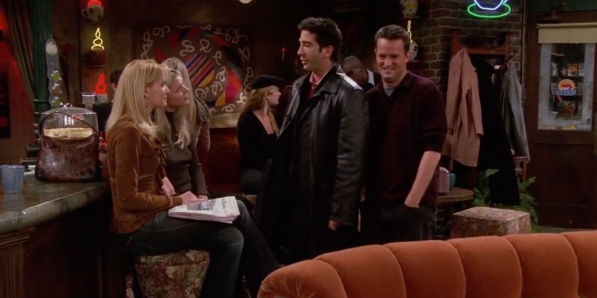 Ross and Chandler flirt in Central Perk in season 9 of Friends