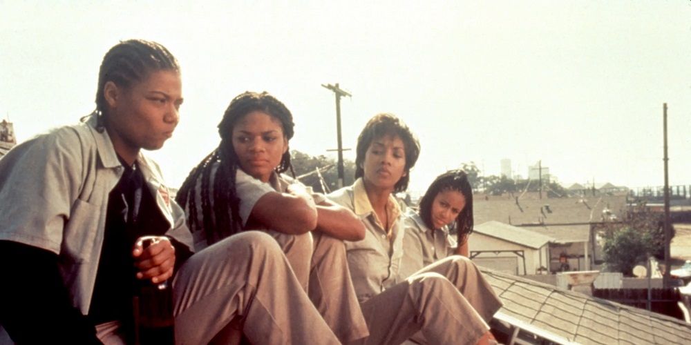 Frankie, Cleo, TT, and Stony sit on roof in Set it Off