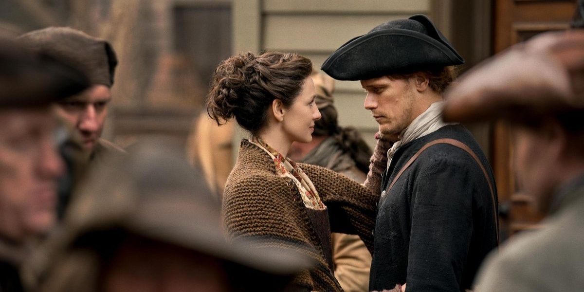 Outlander: Jamie & Claire's First & Last Scene In Each Season