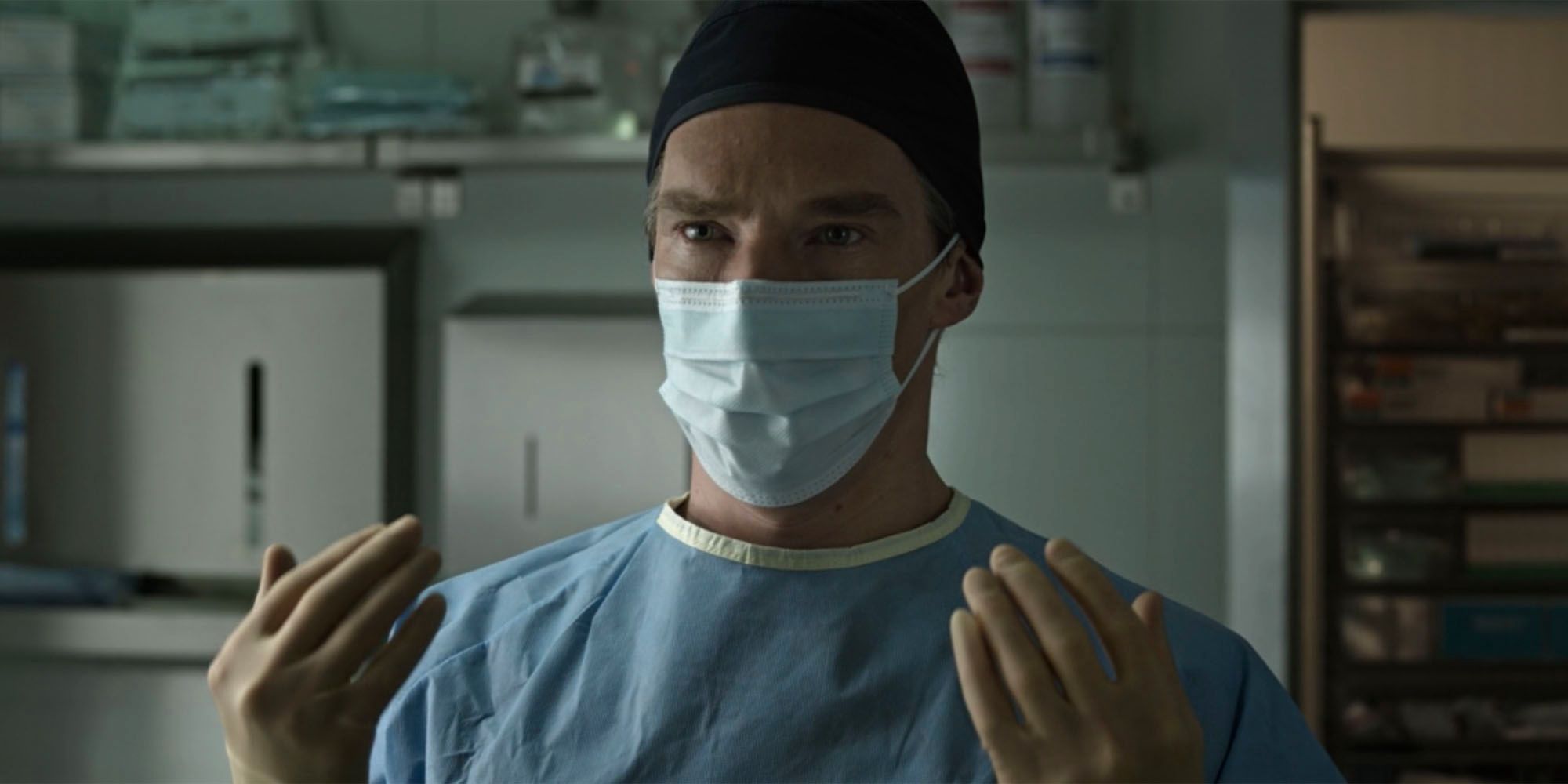 Stephen Stange preparing himself for surgery in Doctor Strange