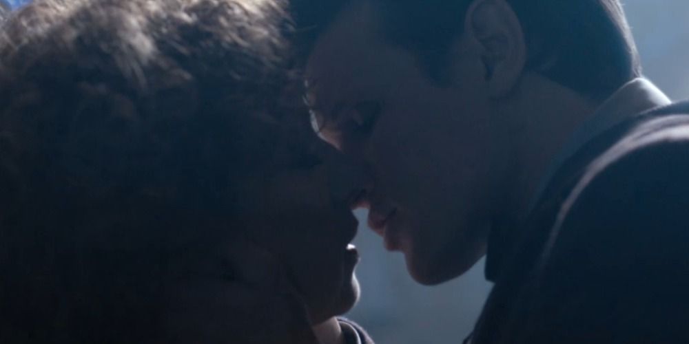 Eleven and River Song kiss in Doctor Who