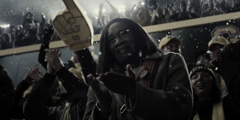 Elinore Stone blowing a kiss to Victor from the stands of his football game in Zack Snyder's Justice League