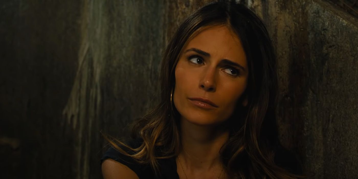 Mia Toretto (Jordana Brewster) giving side eye in Fast and Furious 9
