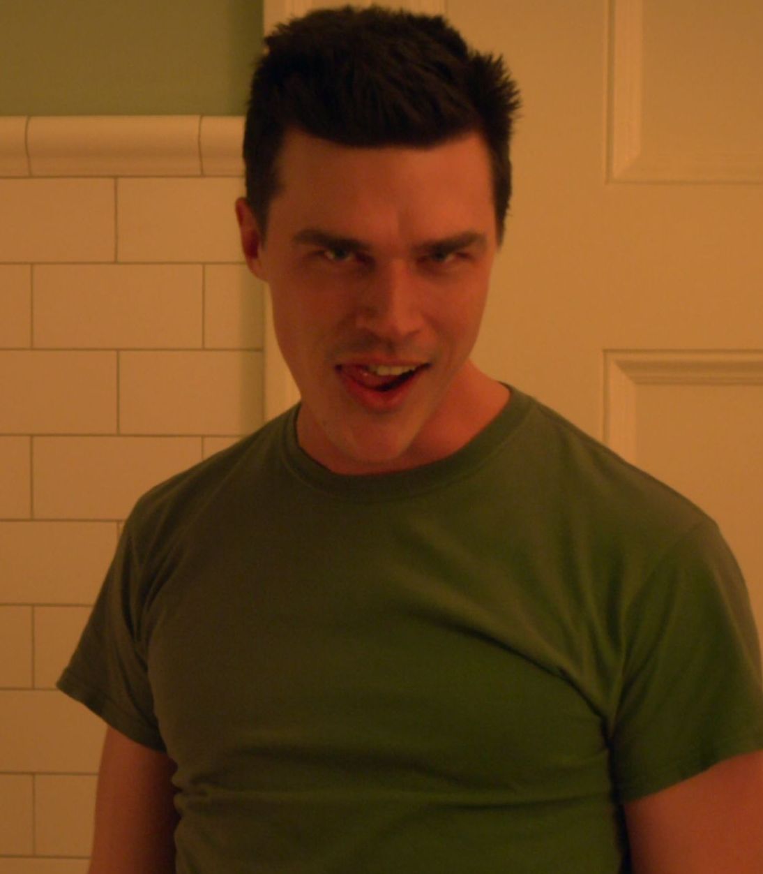 Finn-Wittrock-In-Ratched-Vertical