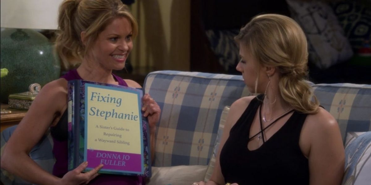DJ showing Stephanie her binder that reads &quot;Fixing Stephanie&quot;