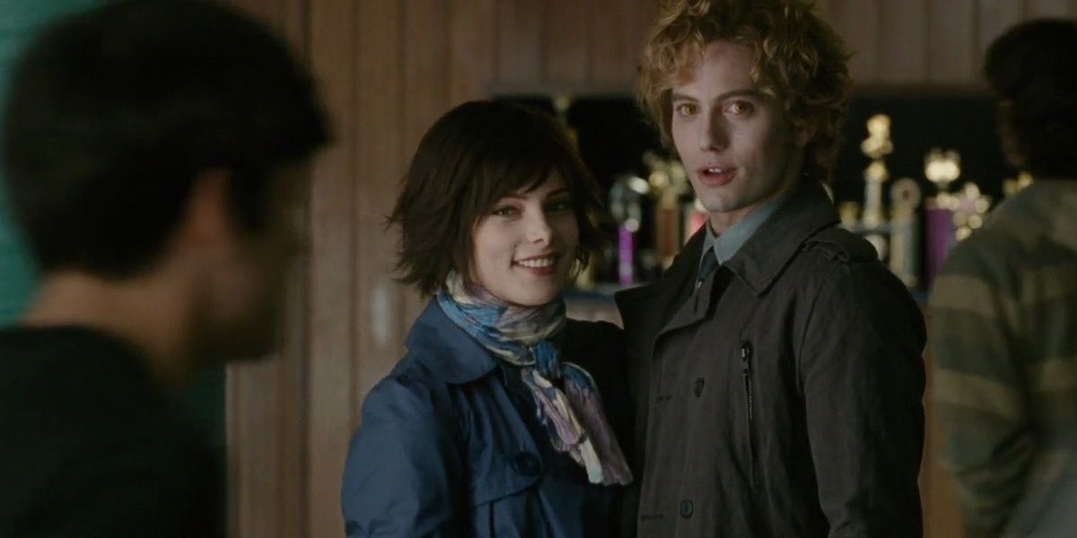 Alice and Jasper at Forks High School