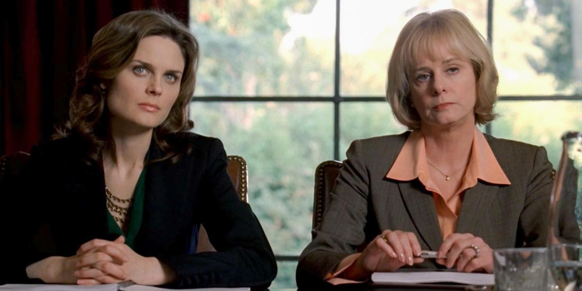 Brennan sits next to Constance Wright, played by Kathy Reichs