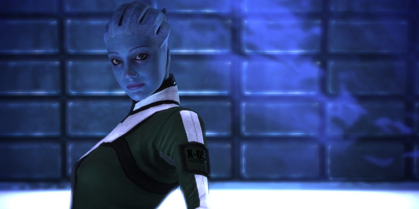 Liara at the ruins in Mass Effect