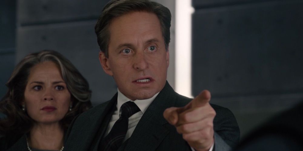 Young Hank Pym (Michael Douglas) confront SHIELD in Ant-Man