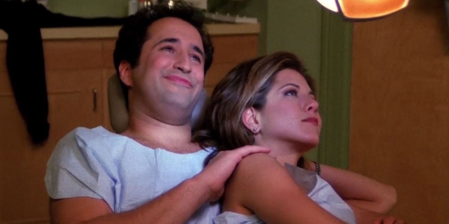Barry and Rachel cuddling in the dentist chair in Friends