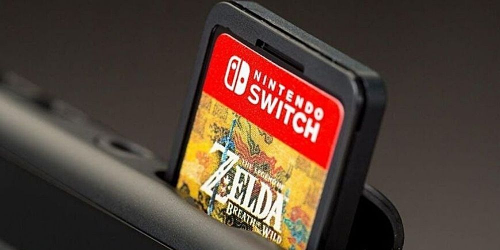 The tiny Zelda cartridge for Nintendo Switch