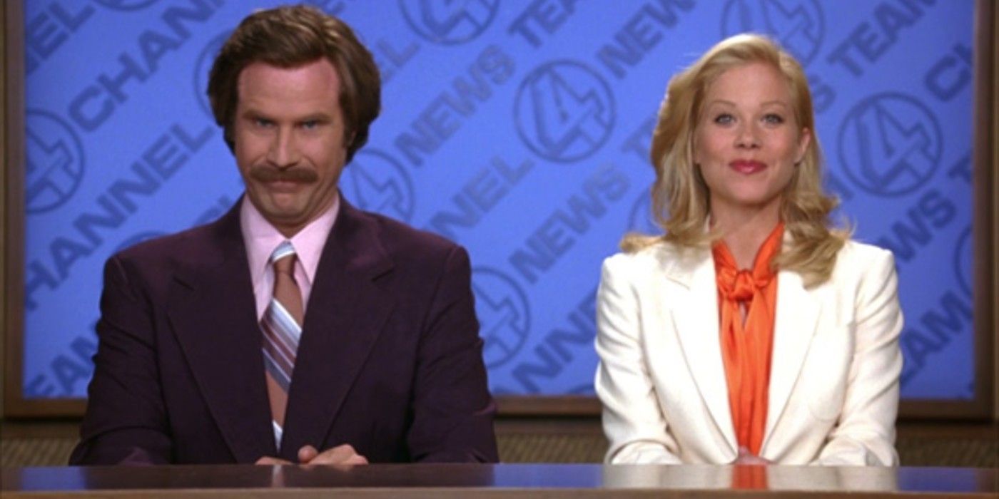 Veronica Corningstone and Ron Burgundy on the set of the newsroom in Anchorman