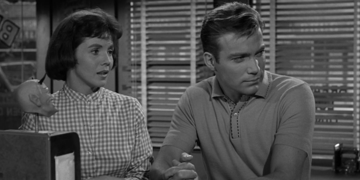 Patricia Breslin as Pat &amp; William Shatner as Don in The Twilight Zone:Nick of Time