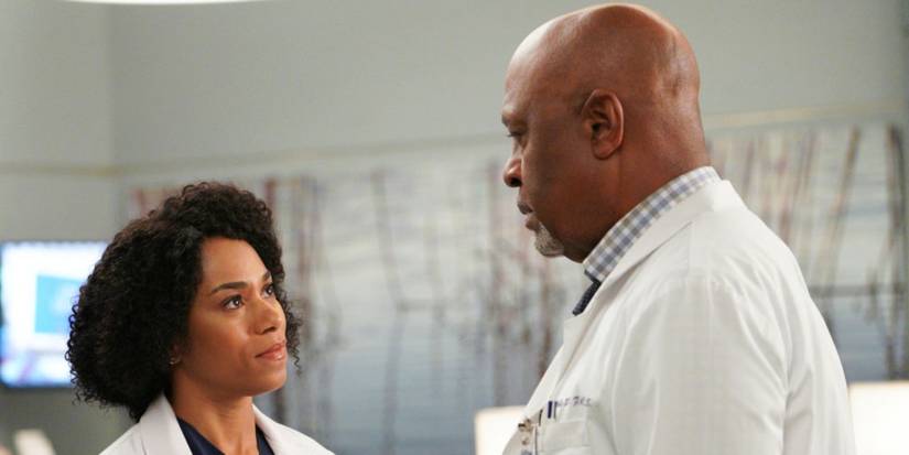 Maggie and Richard talking at the hospital on Grey's Anatomy