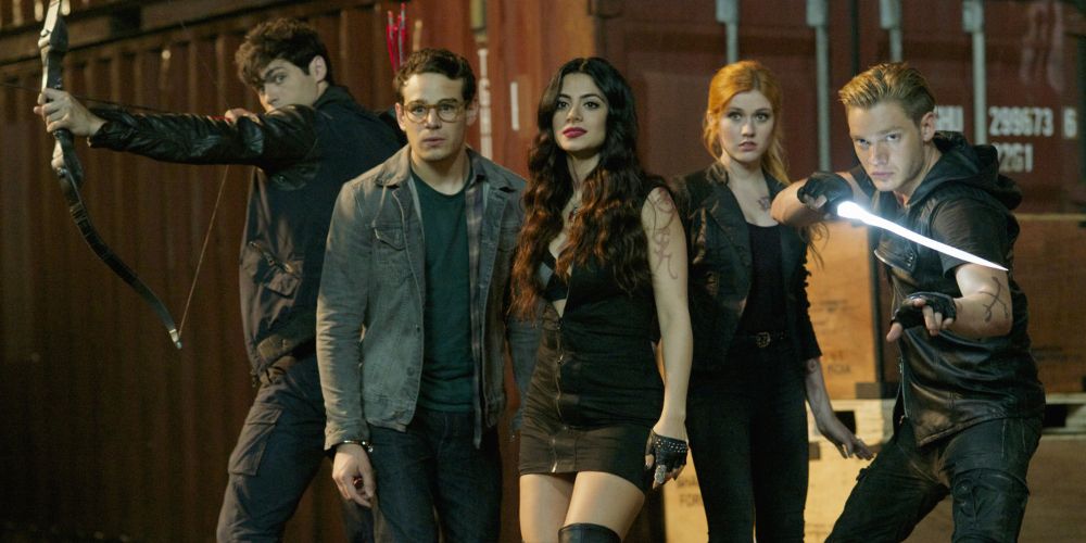 S-group prepares for battle in Shadowhunters