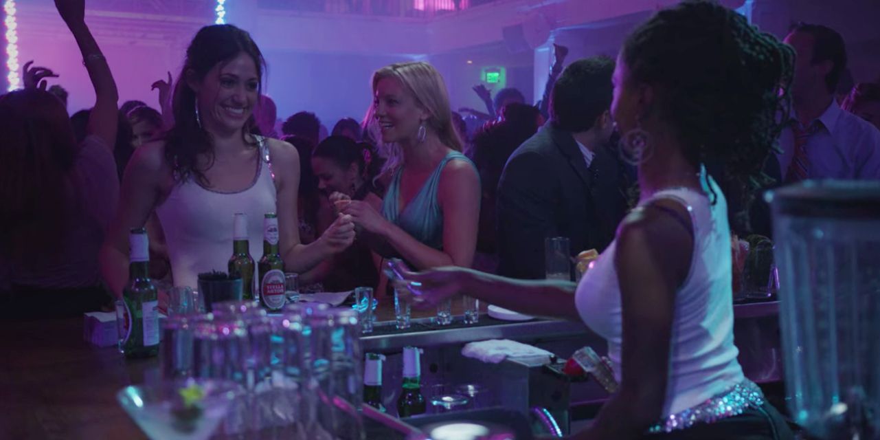 Fiona, Jasmine, and Veronica from Shameless at the bar in a night club