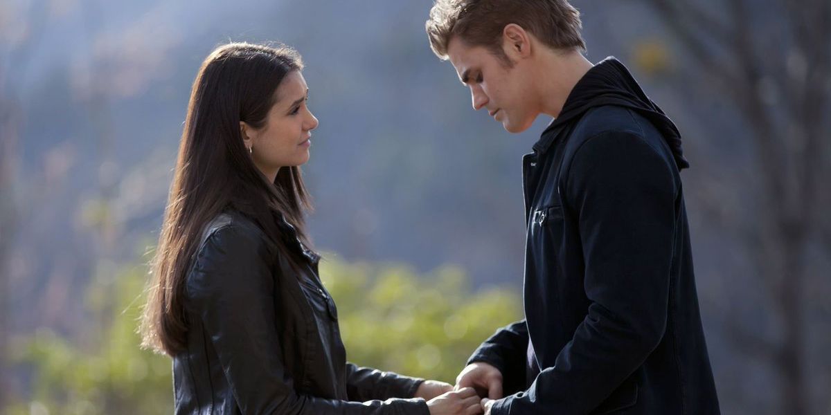 Stefan and Elena go on a hike in The Vampire Diaries.