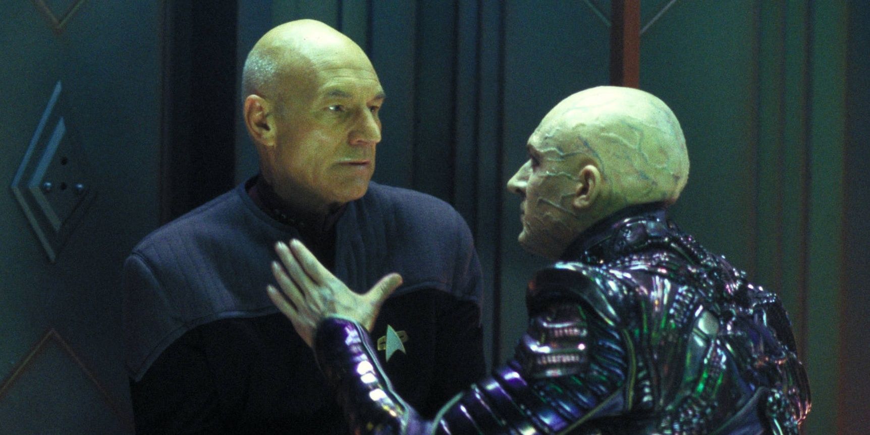A lively discussion between Picard and Shinzon