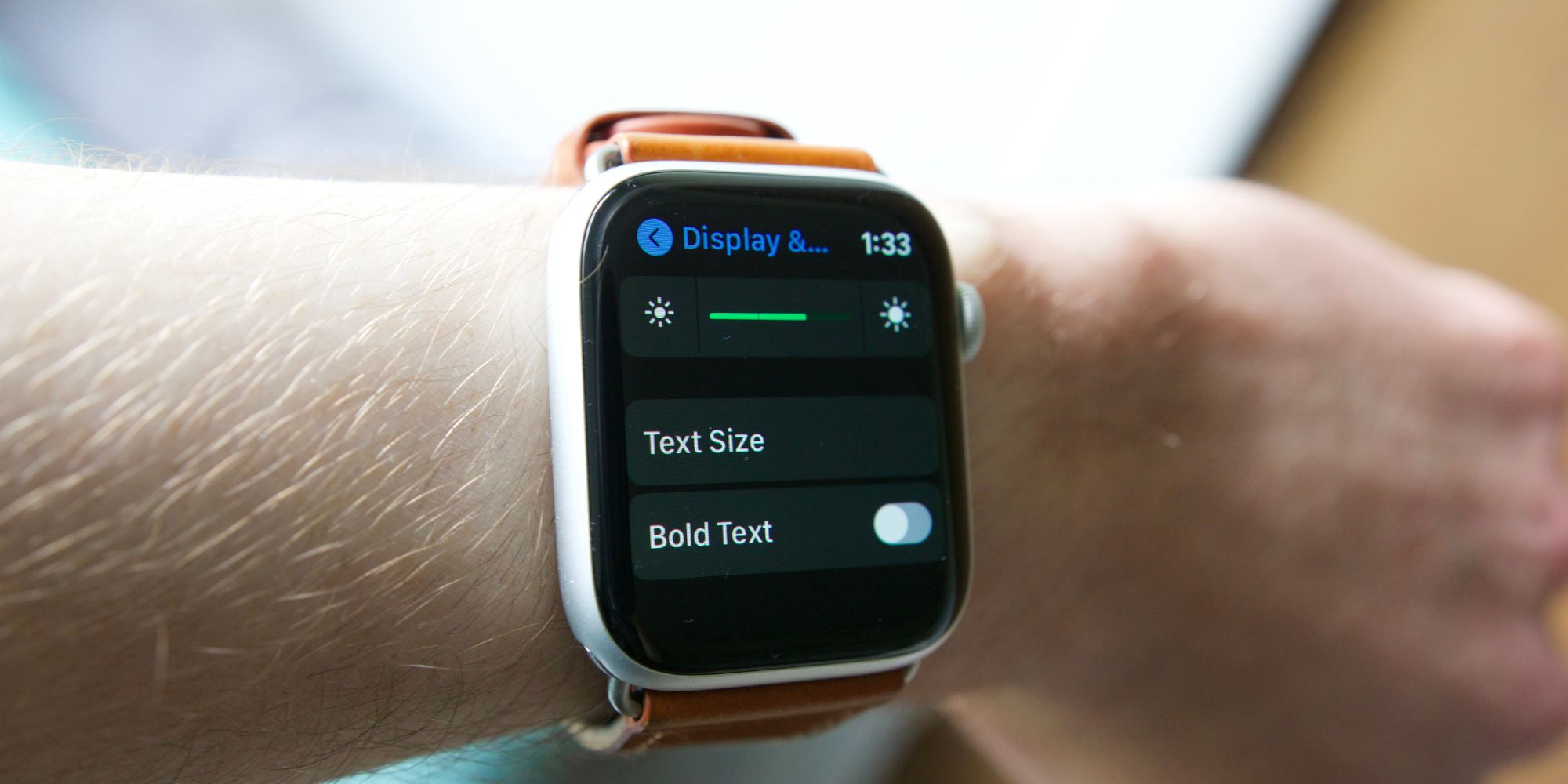 how to make text smaller on apple watch