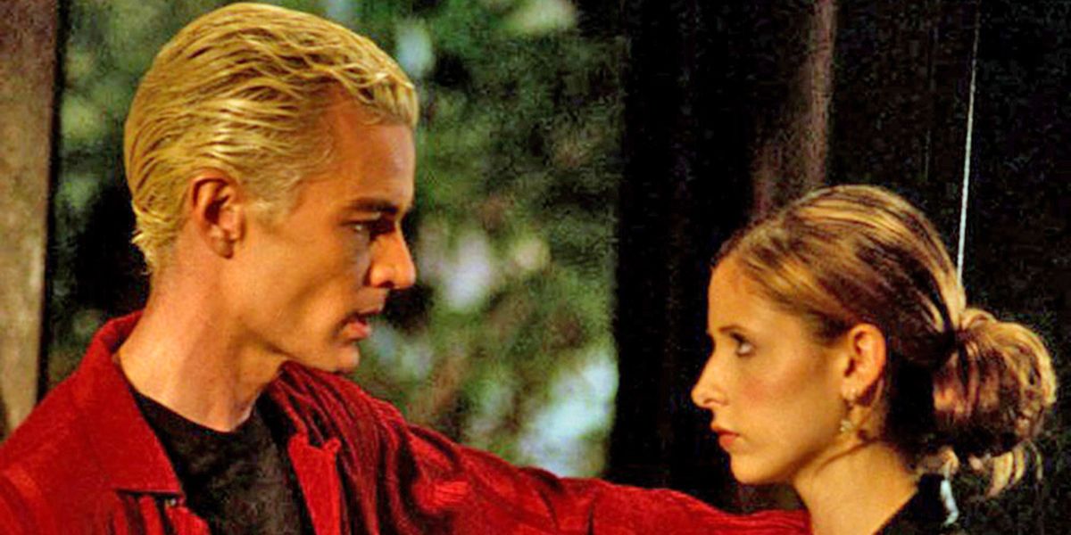 Spike (James Marsters) and Buffy (Sarah Michelle Gellar) locking eyes