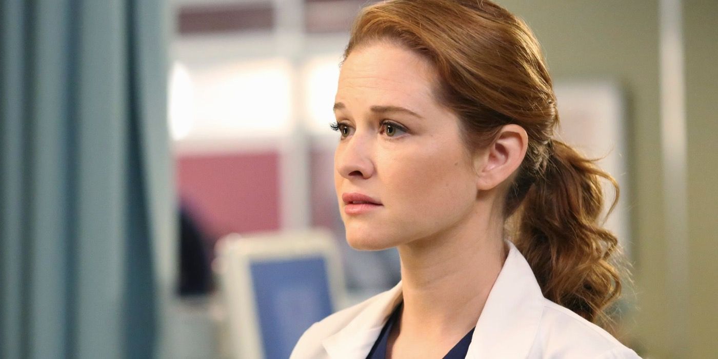 Sarah Drew as Doctor April Kepner on Grey's Anatomy looking concerned