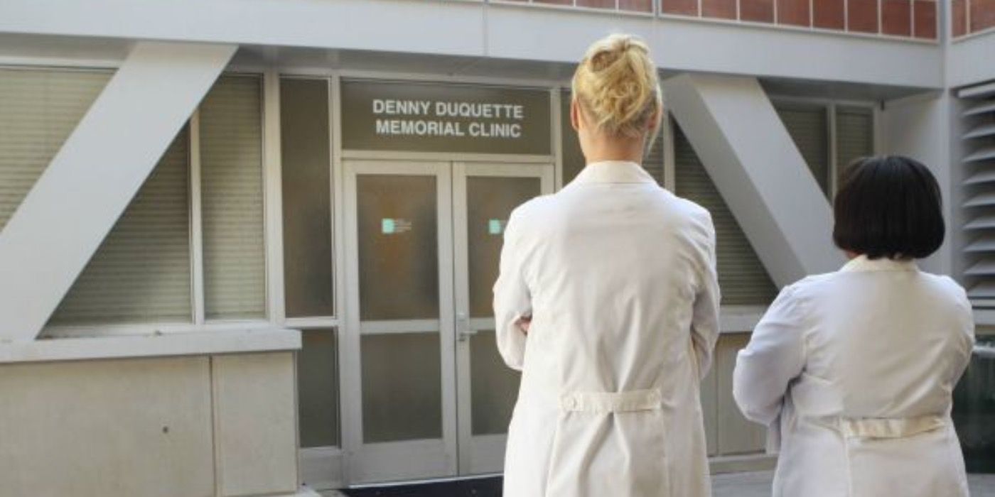 Image of Izzie and Bailey standing in front of the clinic in Grey&rsquo;s Anatomy