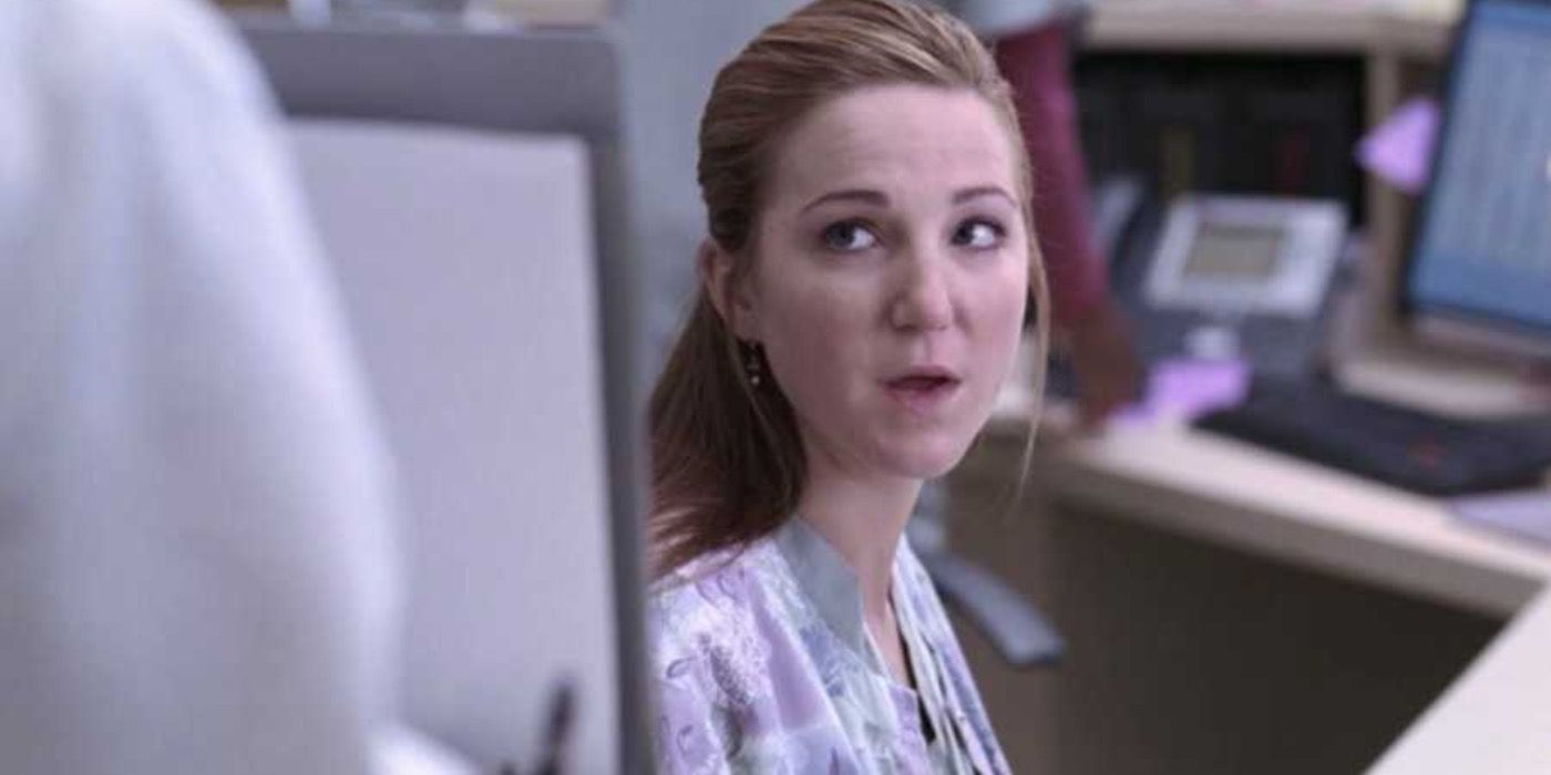 Nurse Olivia working at Seattle Grace.