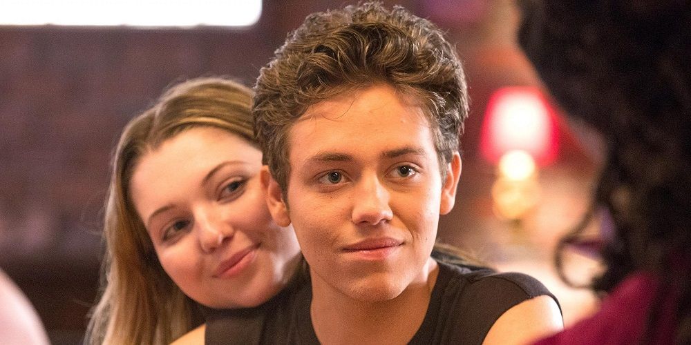 Carl at bar with girlfriend in Shameless