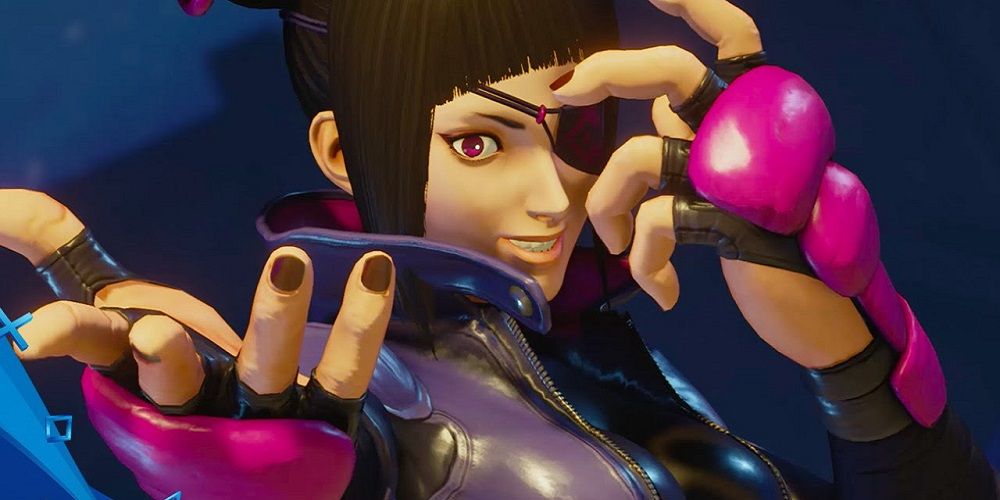 Juri Hand holds hand out in Street Fighter