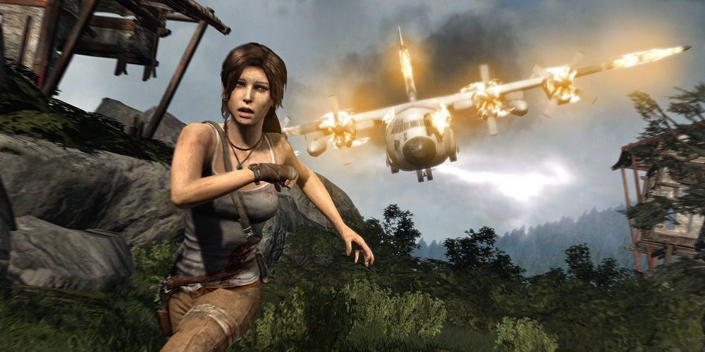 Lara evades fiery plane in Tomb Raider 2013