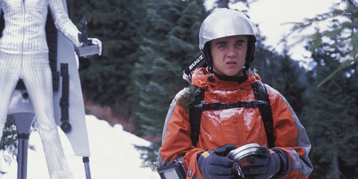 Cody wearing snow clothes on mountain in Agent Cody Banks