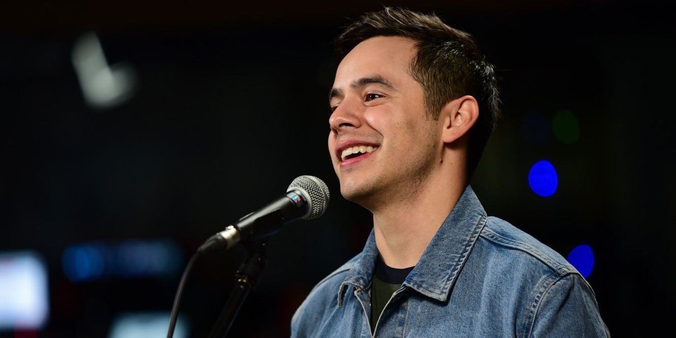 David Archuleta with a standing mic