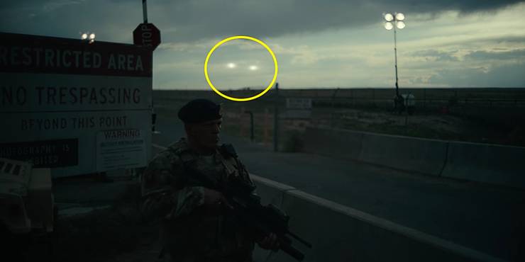 https://static1.srcdn.com/wordpress/wp-content/uploads/2021/05/Army-of-the-Dead-Area-51-UFOs.jpg?q=50&fit=crop&w=740&h=370&dpr=1.5