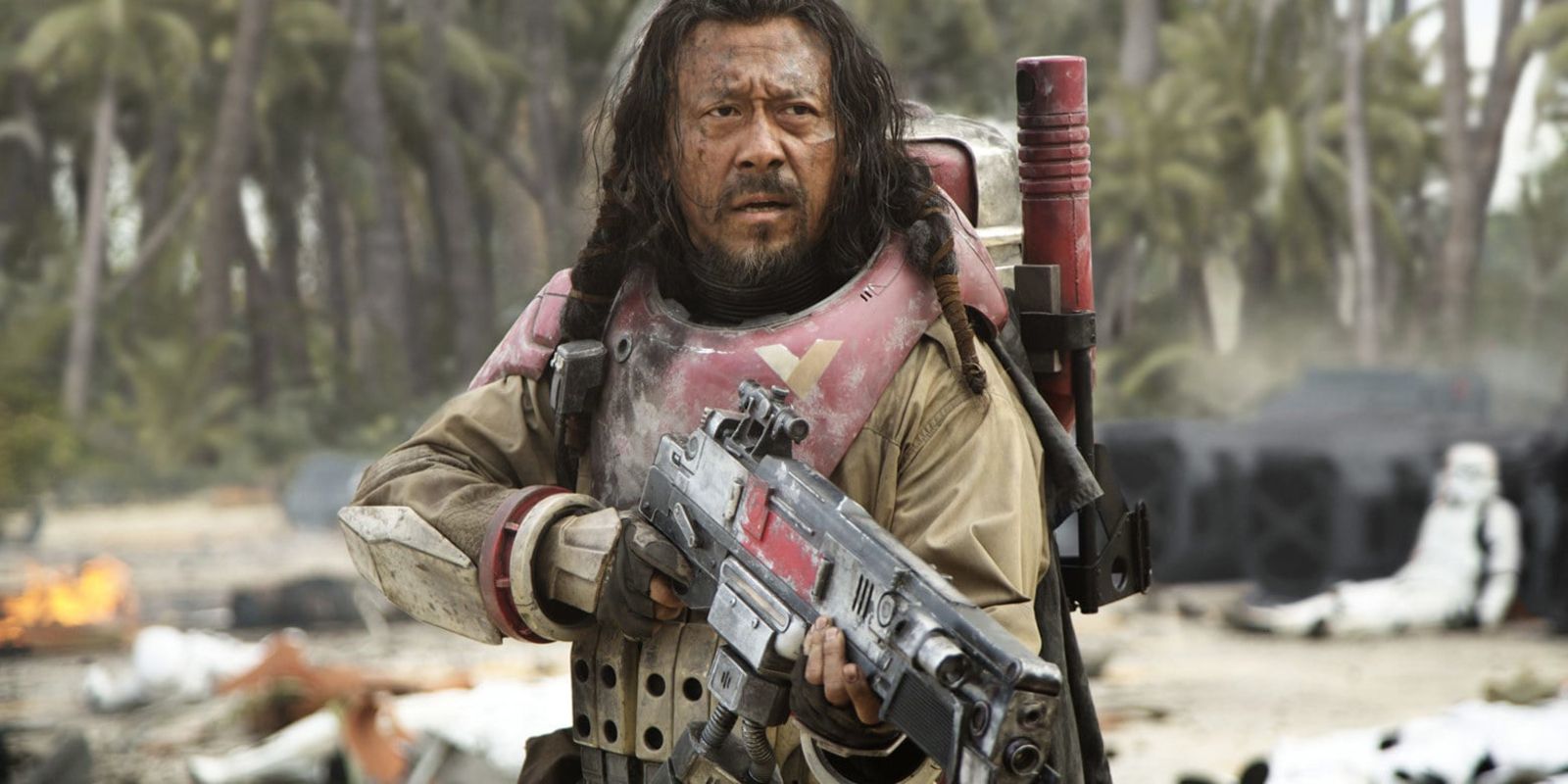 Baze Malbus on the Scarif battlefront in Rogue One_ A Star Wars Story
